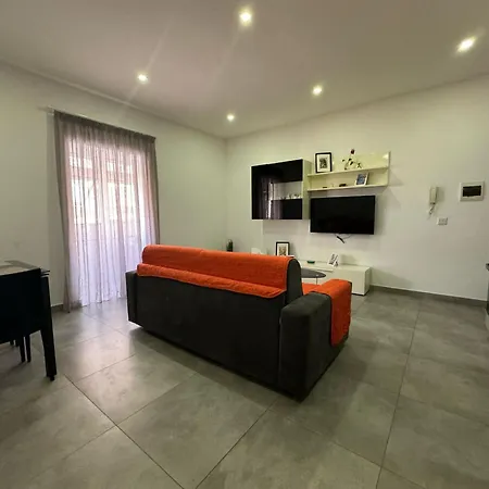 Cosy One Bedroom In - Petar *